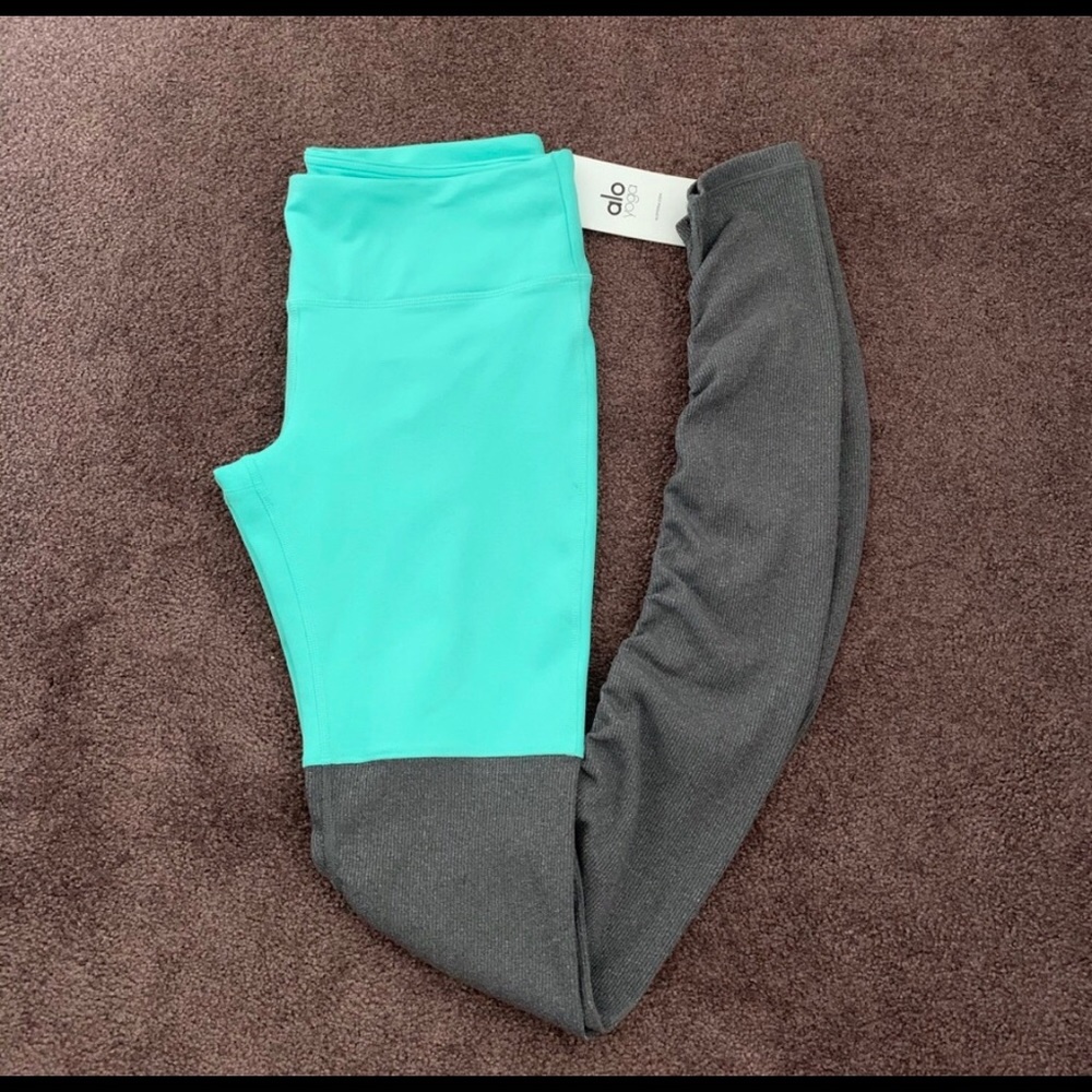 Alo Yoga Goddess Legging size L